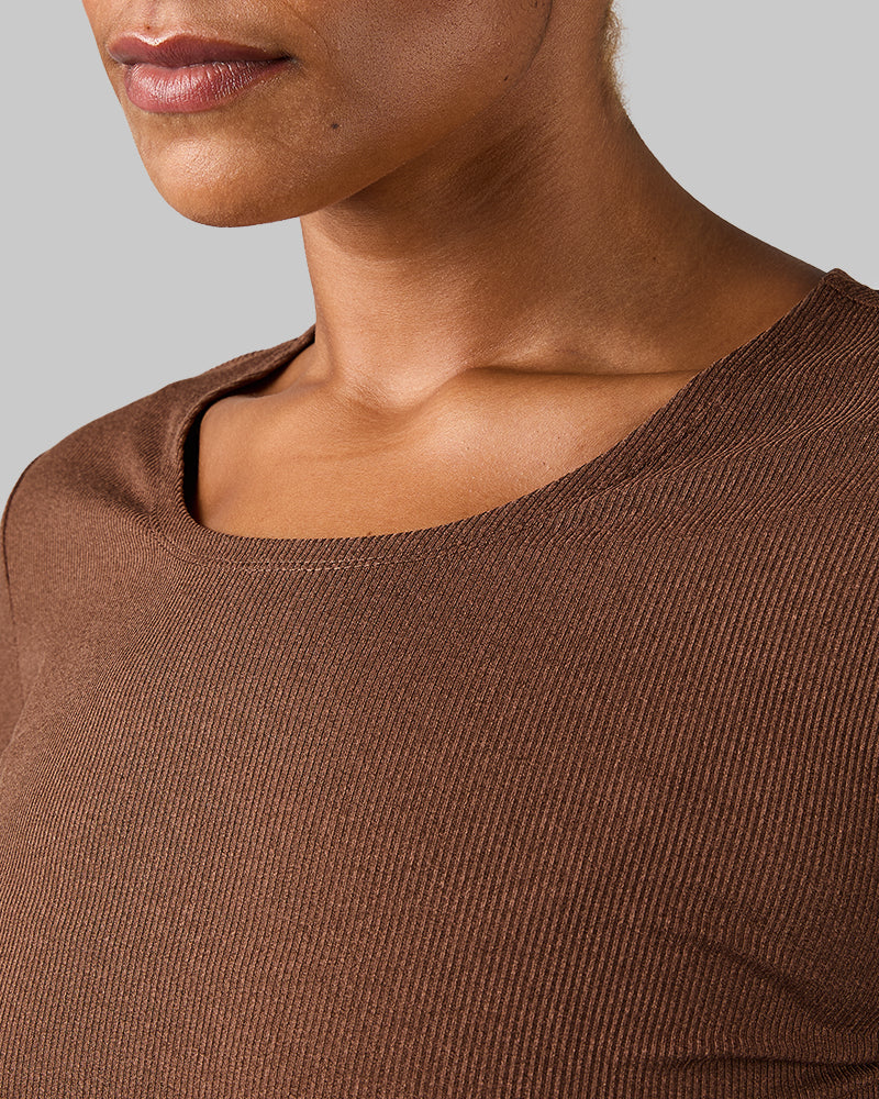 WOMEN'S SOFT RIB SCOOP TOP